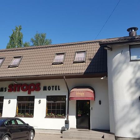 Готель Strops Рига Екстер'єр фото